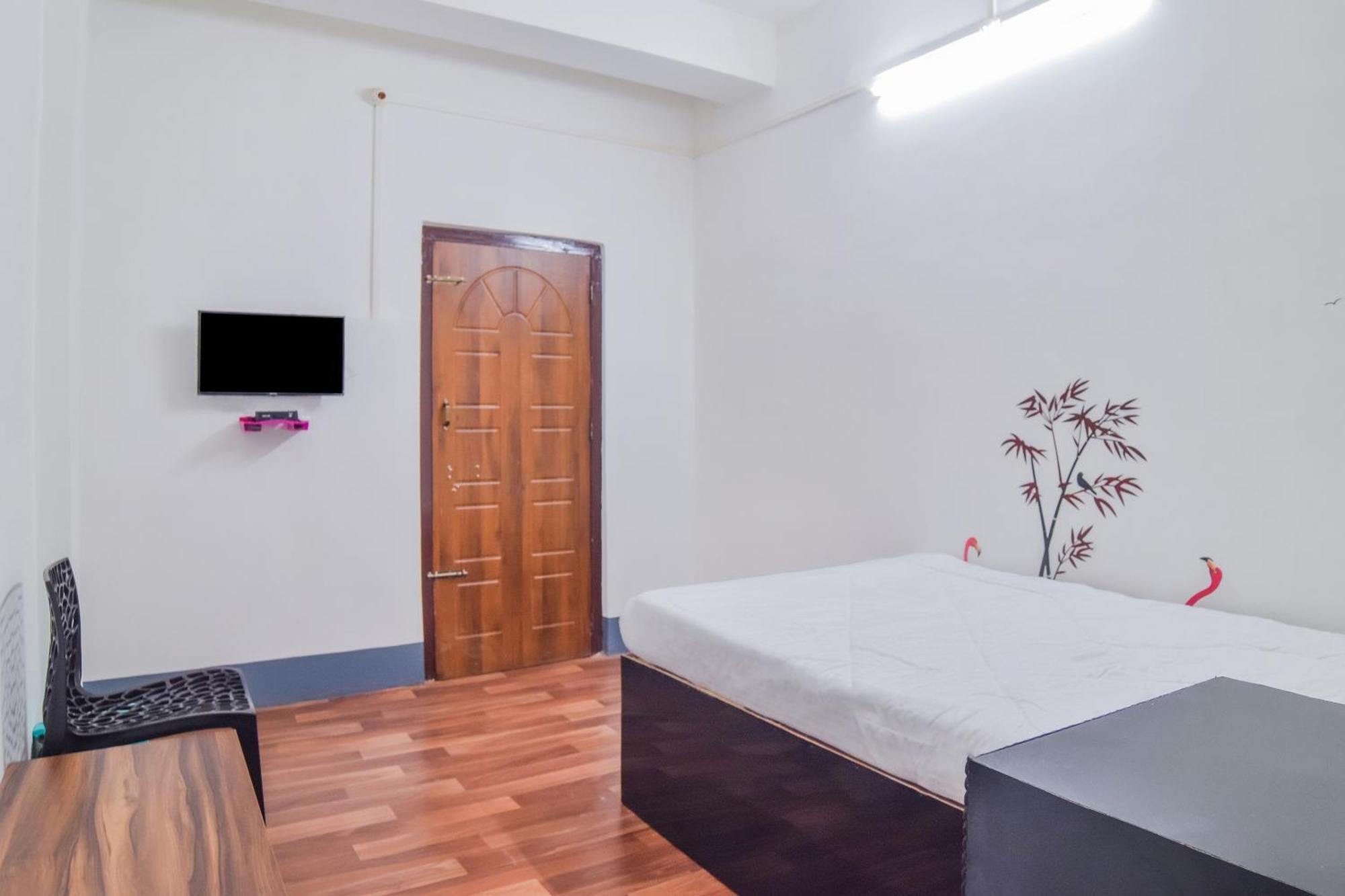 Hotel O Dc Lodge Kaharpara Esterno foto