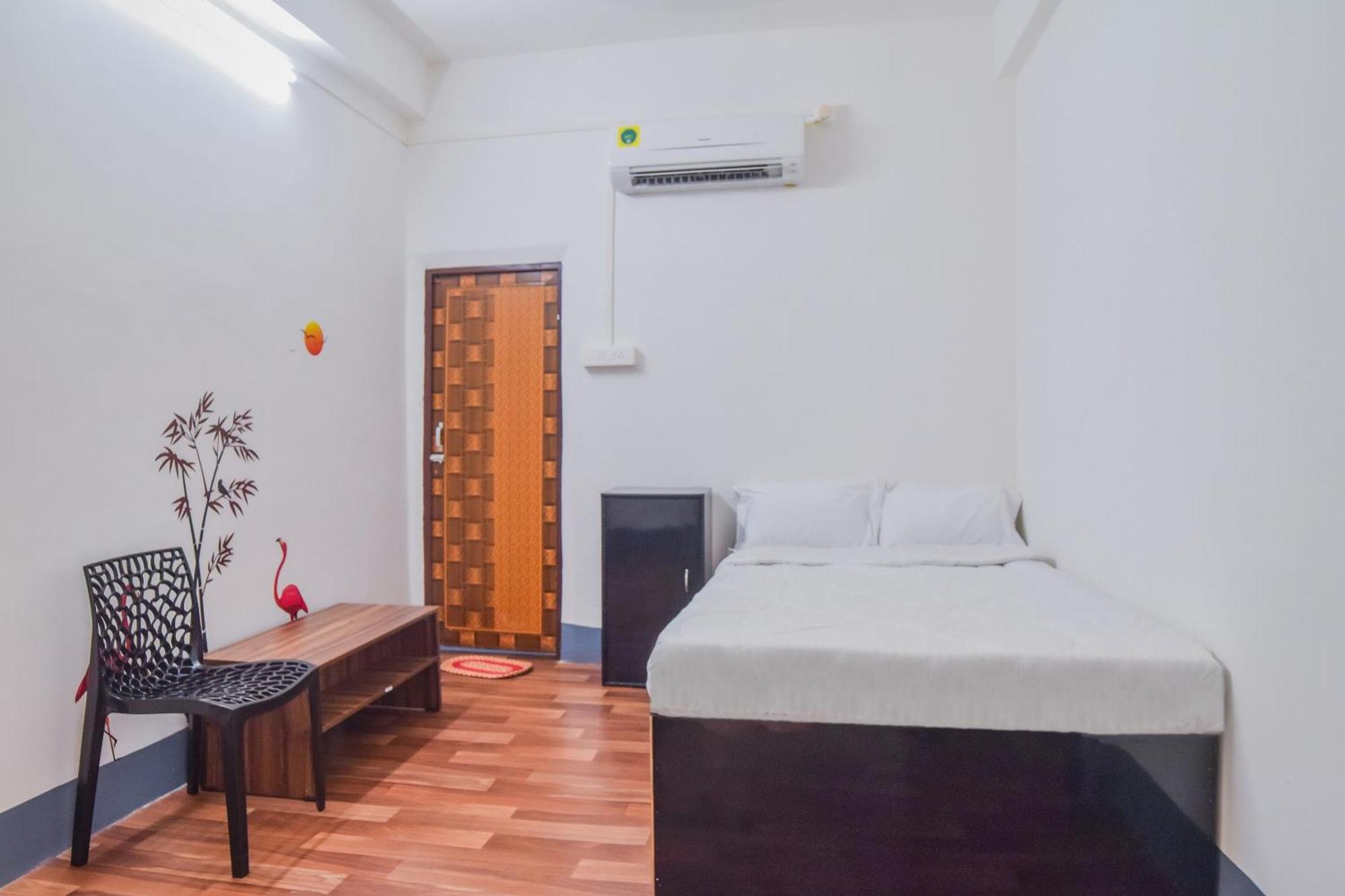 Hotel O Dc Lodge Kaharpara Esterno foto